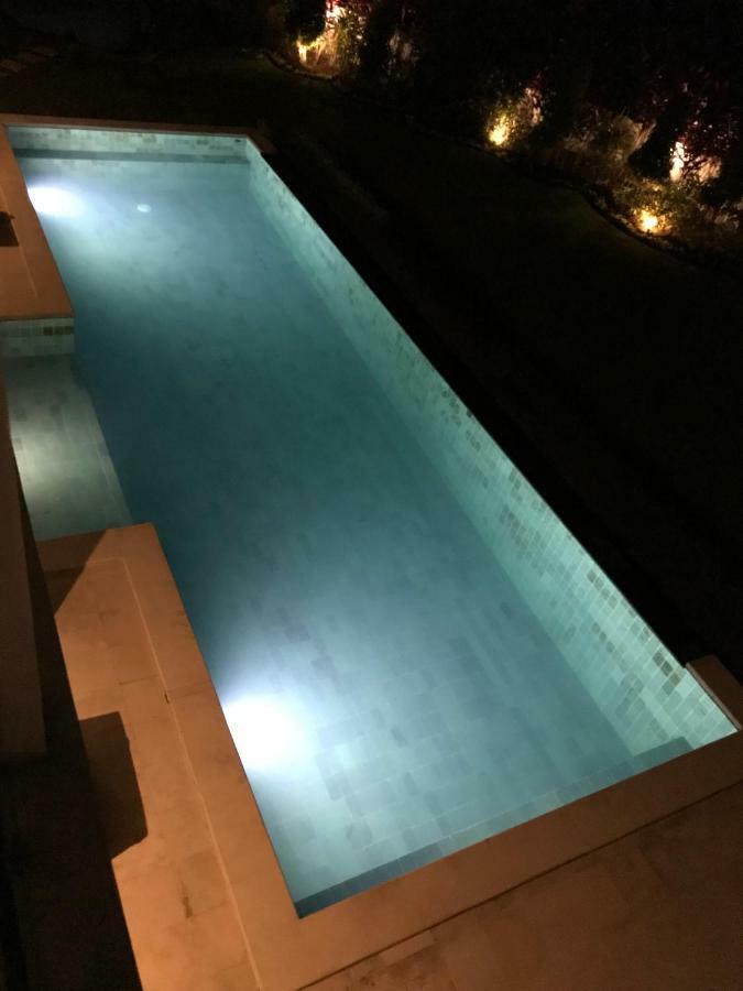 Villa Putih Lovina Exteriör bild